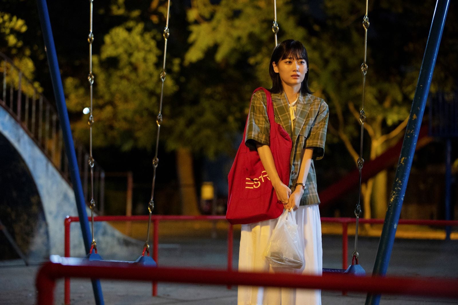 山下美月「じゃない方の彼女」第2話より （C）「じゃない方の彼女」製作委員会