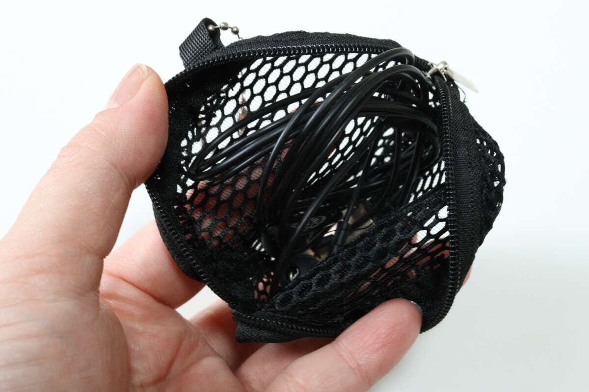 メッシュポーチ（丸）　有線イヤホン収納