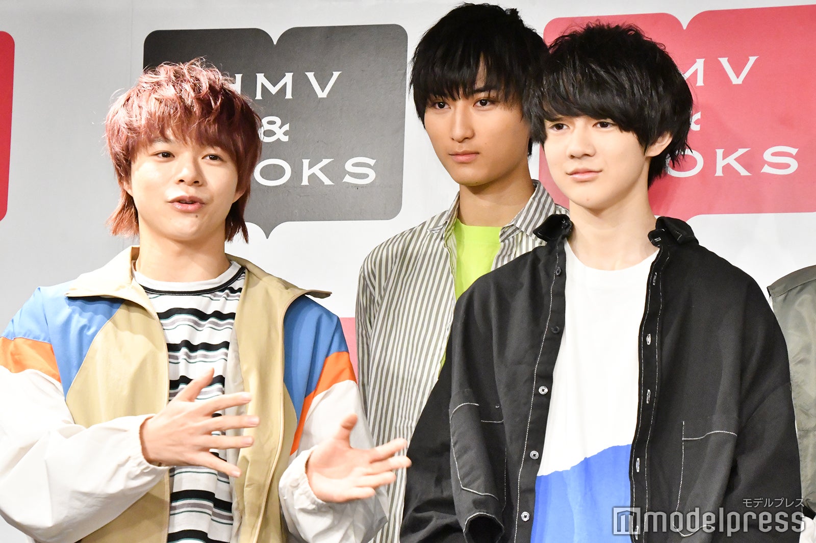（前列）志村玲於、伊藤壮吾 （C）モデルプレス