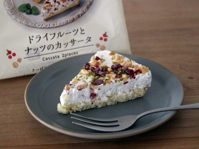 食感も楽しい、ローソンの「ドライフルーツとナッツのカッサータ」