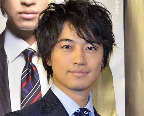 斎藤工、“戦闘服”スーツで「スイッチが入る」