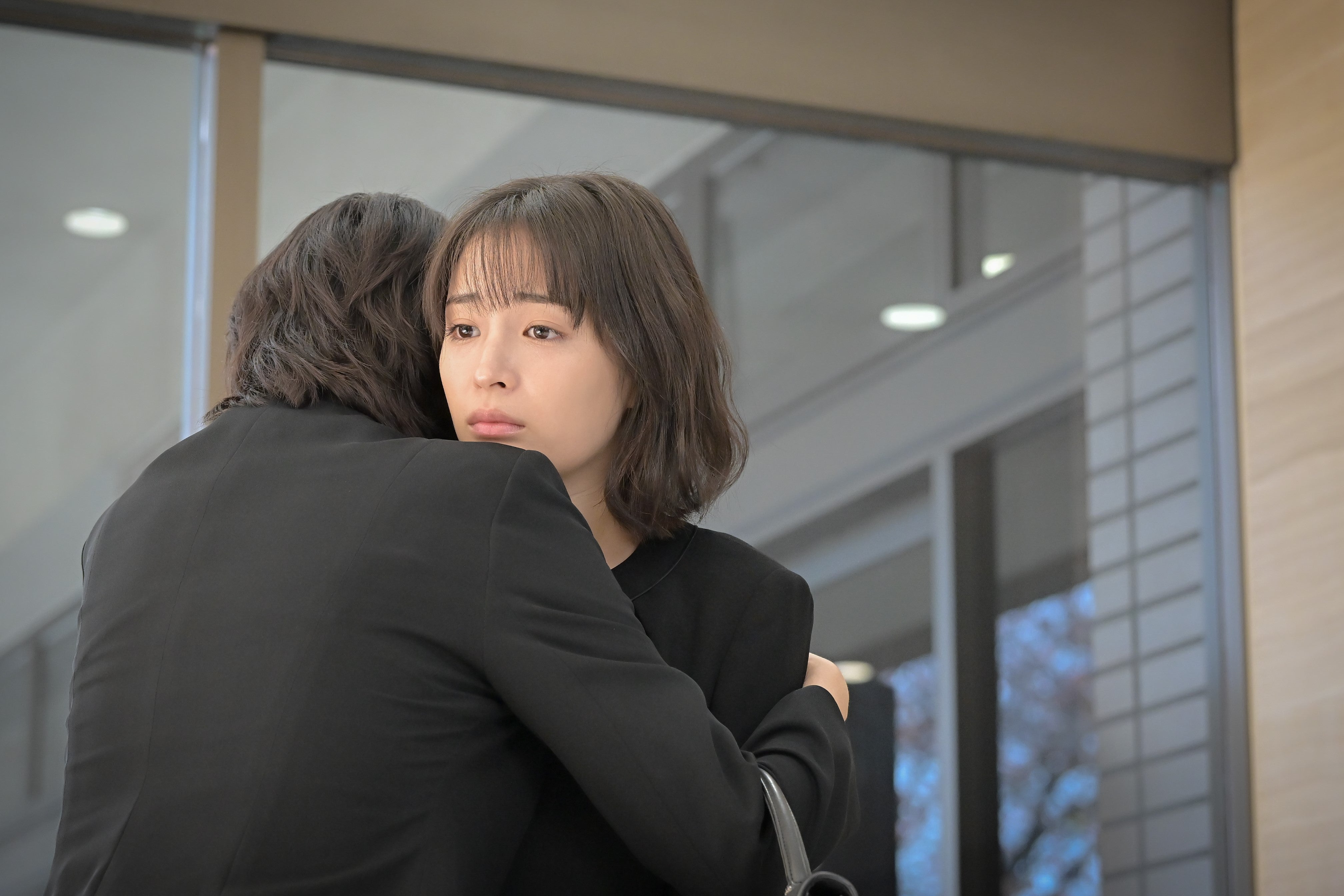 広瀬すず「クジャクのダンス、誰が見た？」第1話（C）TBS