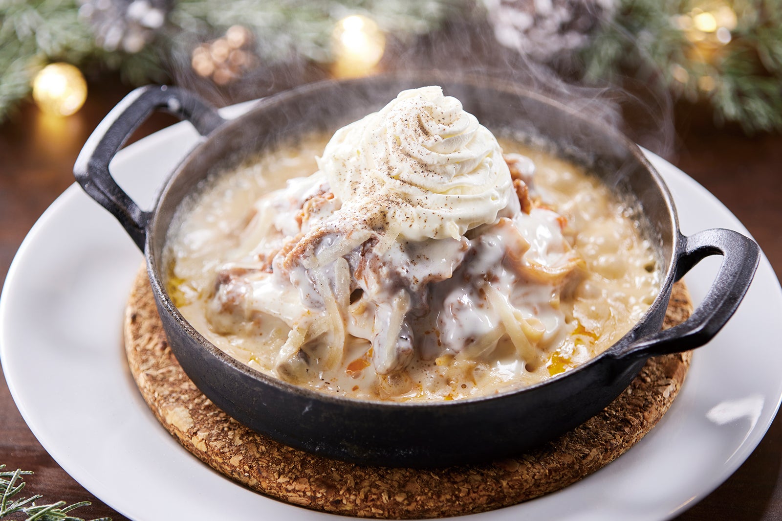 ピザ＆パスタ「ピノキオ」白銀ボロネーゼ（数量限定）／（C）ハウステンボス／J21218