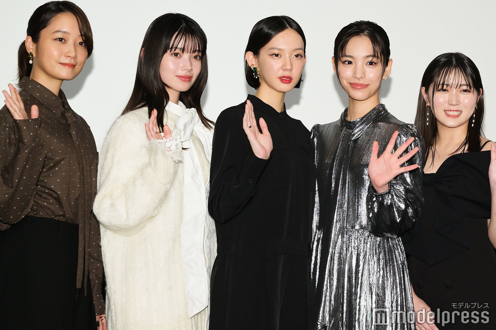 深川麻衣、南琴奈、中島セナ、當真あみ、平澤宏々路（C）モデルプレス