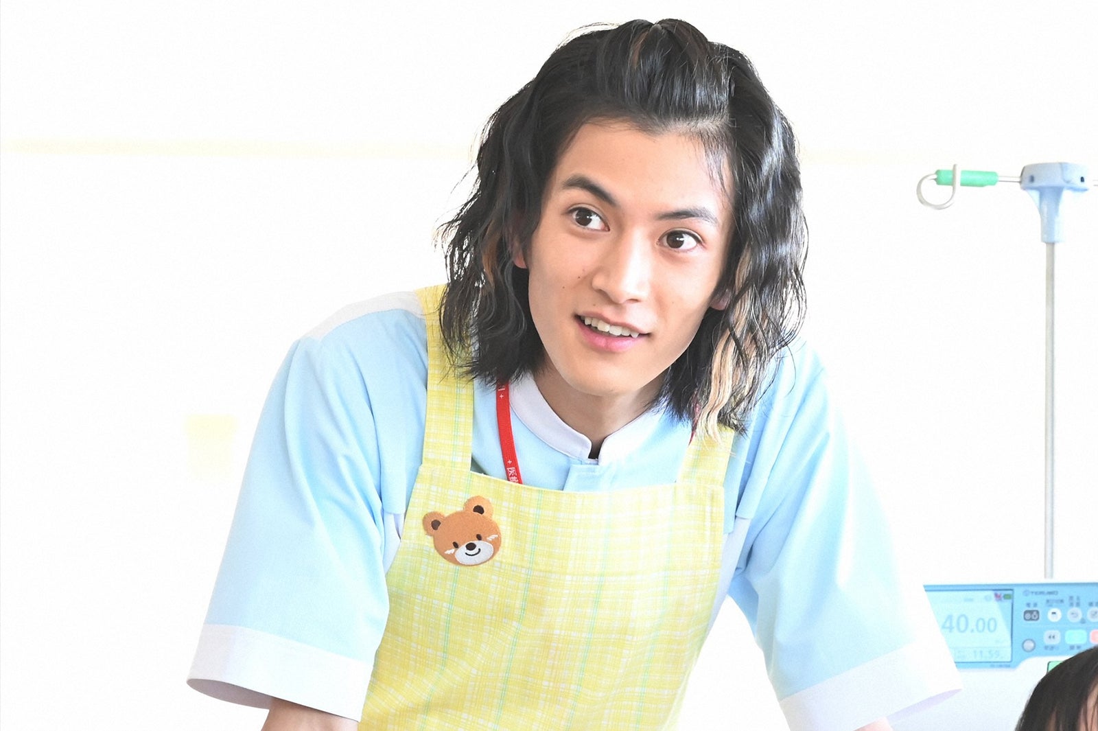 仁志琉星を演じる渡邊圭祐／「恋はつづくよどこまでも」第8話より（C）TBS