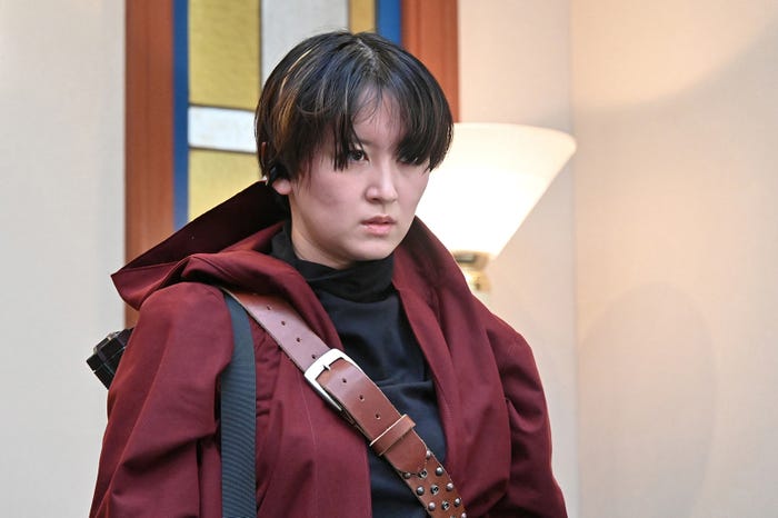 サーヤ「新空港占拠」第4話より(C)日本テレビ