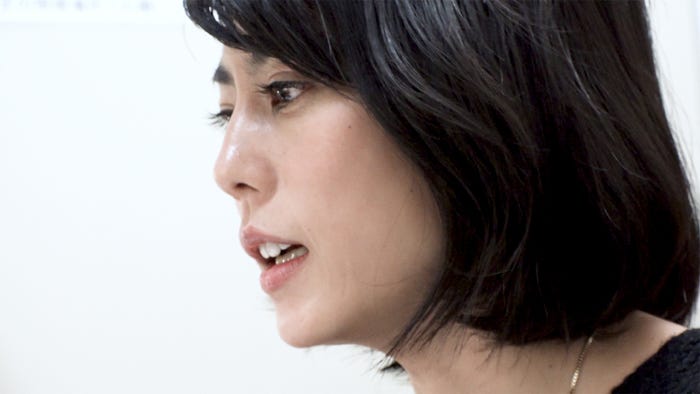 芳野友美(C)カンテレ