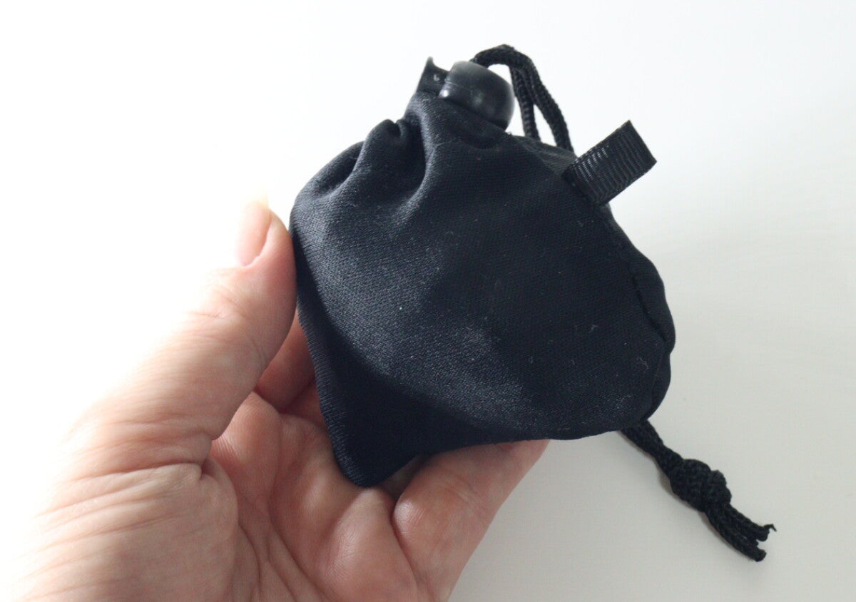 買っとくと助かるよ～！「かさばるのが嫌だった…」楽に持ち運べる超コンパクト100均バッグ