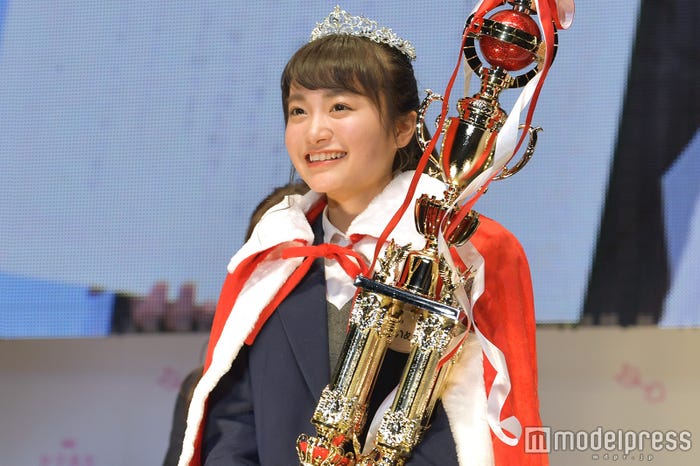 “日本一かわいい女子高生”に輝いためいめい(C)モデルプレス