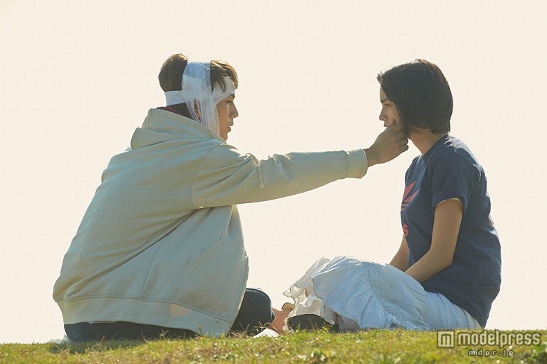 （C）2014『ホットロード』製作委員会　（C）紡木たく／集英社