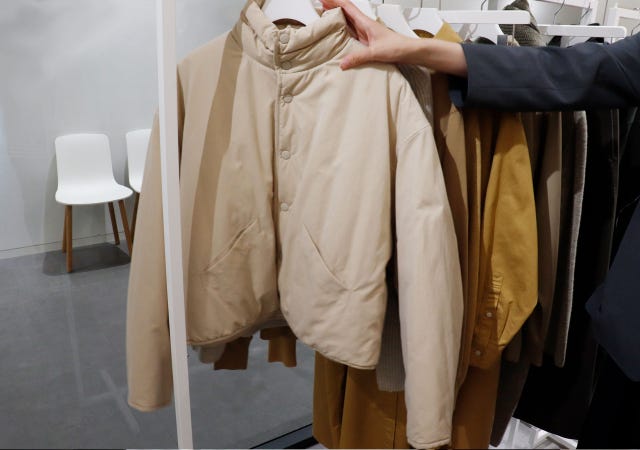ユニクロ 新作 展示会 ユニクロ 新作 展示会 ユニクロユー コート パデット