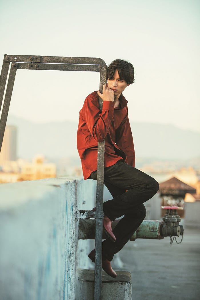 福士蒼汰/撮影:荒木勇人/写真集「SOTA FUKUSHI」より(画像提供:東京ニュース通信社)