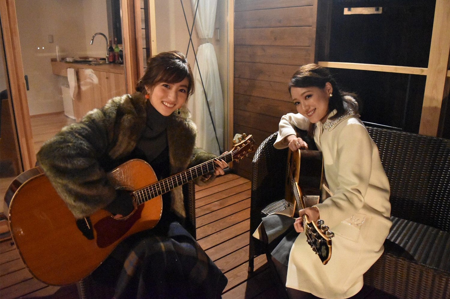 堀田茜&chay、富士五湖で贅沢グランピング旅行 感動の涙も