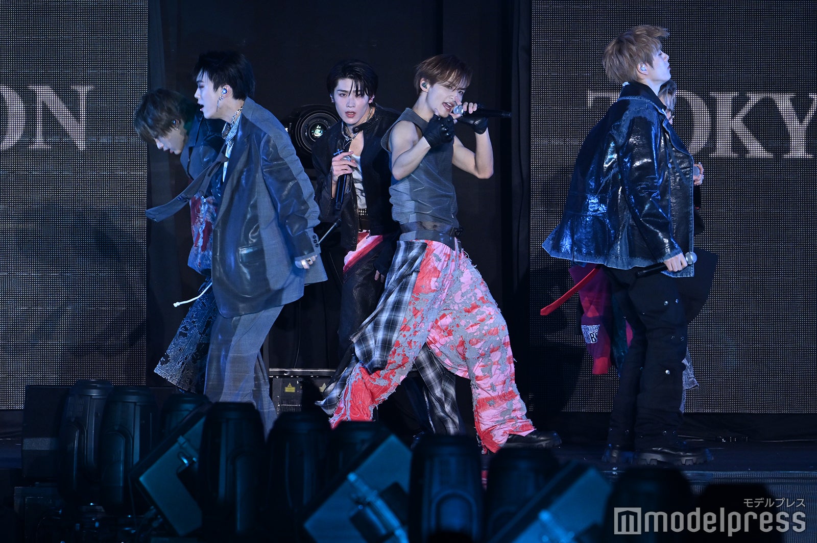 （C）モデルプレス