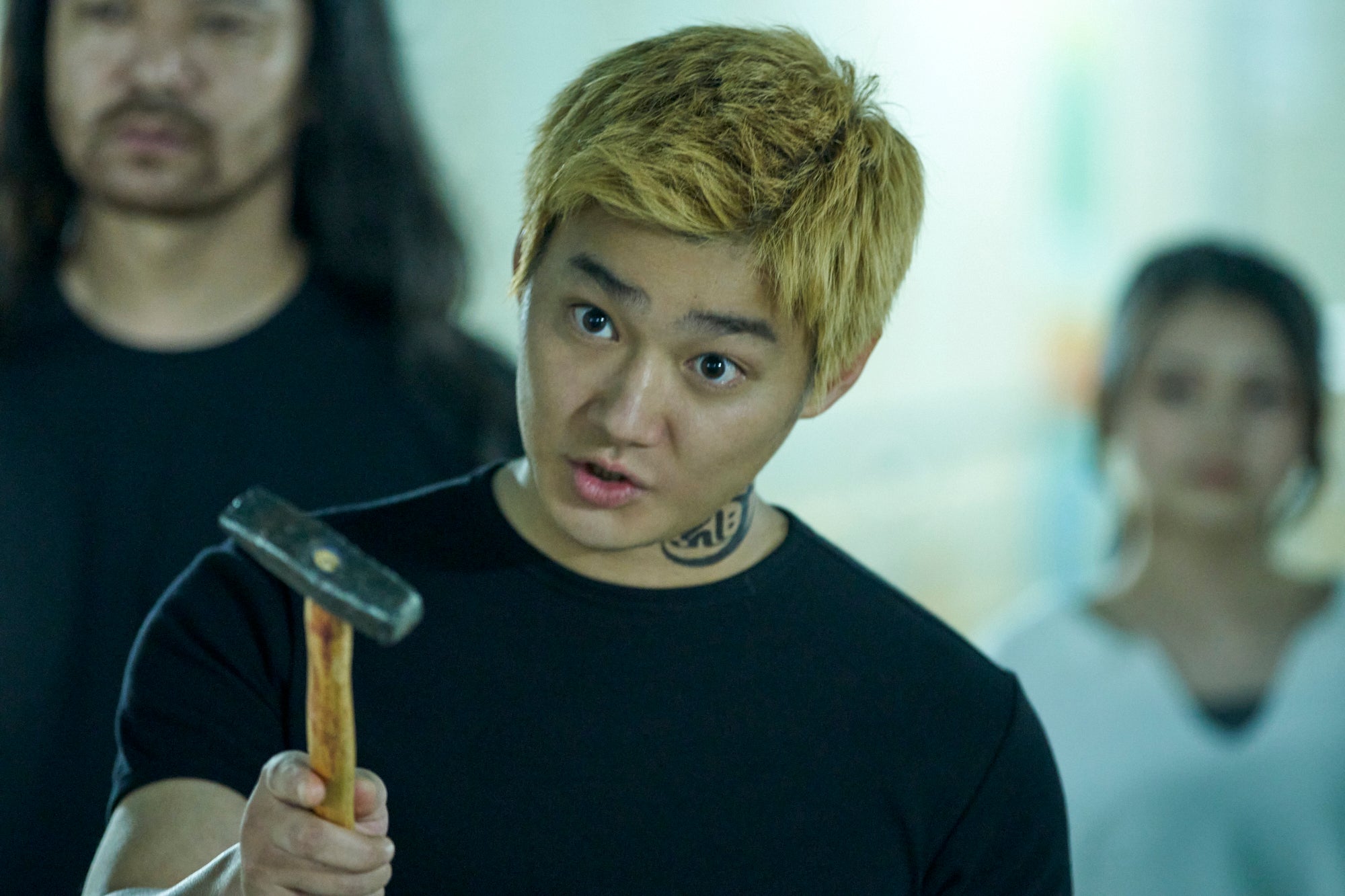 野村周平（C）2022 真鍋昌平・山崎童々・小学館／ドラマ「闇金サイハラさん」製作委員会・MBS