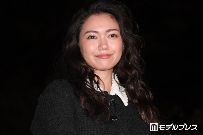 二階堂ふみ、黒タイツで美脚透ける「今後も日本で良い作品を作り続けていきたい」【CHANEL AND CINEMA - TOKYO LIGHTS】