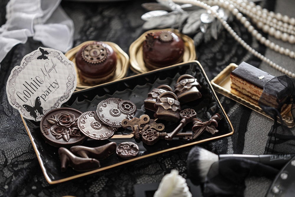 モノクロ・ゴシック スイーツパーティー／画像提供：ベストブライダル