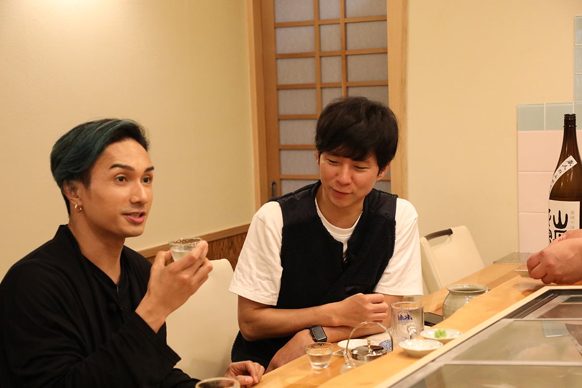 EXILE THE SECOND橘ケンチ、アンジャッシュ渡部建と男二人旅　事務所の裏話も