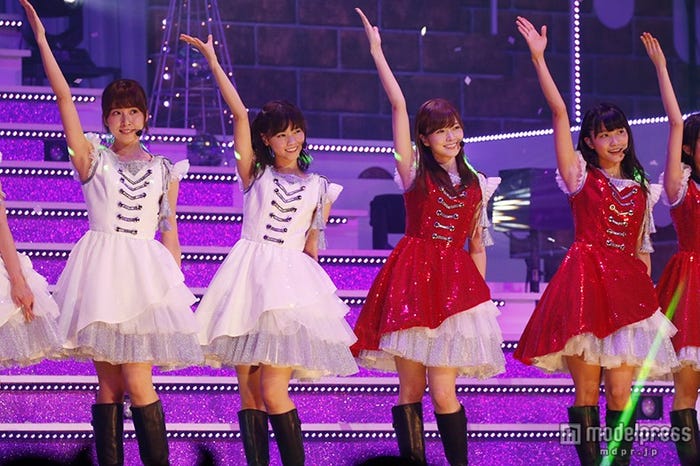 白石麻衣 西野七瀬ら 乃木坂46サンタ が可愛い サプライズ発表は 朗報 悲報 セットリスト モデルプレス 白石麻衣 西野七瀬ら 乃木坂46サンタ が可愛い サプライズ発表は 朗報 悲報 セットリスト モデルプレス