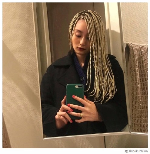 忽那汐里、金髪ブレイズに大胆イメチェン「別人」「かっこいい」の声