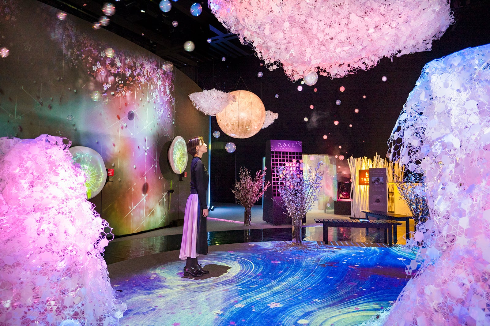 FLOWERS BY NAKED 2019 -東京・日本橋-／画像提供：ネイキッド