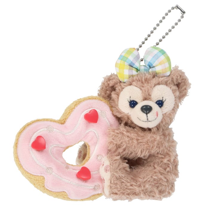 ぬいぐるみバッジ¥2,700 (C)Disney