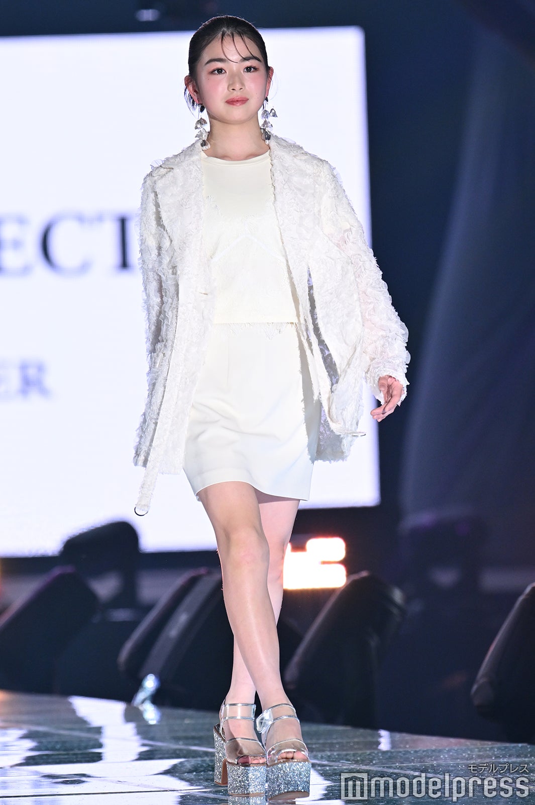 （C）モデルプレス