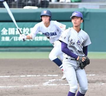 花巻東は13年ぶり4強ならず 横浜の怪物右腕、織田翔希に123球完封許す
