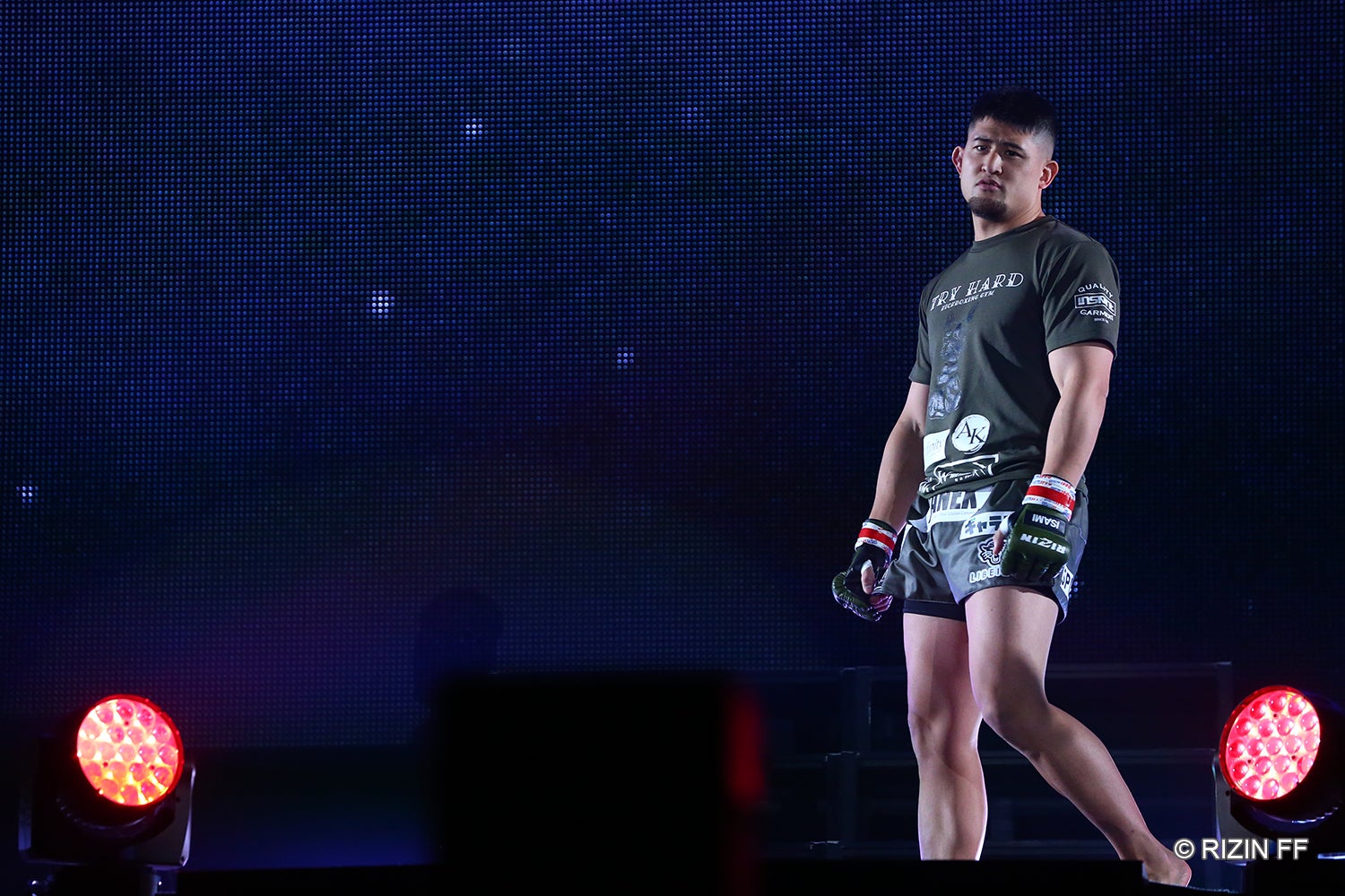 シバターVSHIROYA（C）RIZIN FF