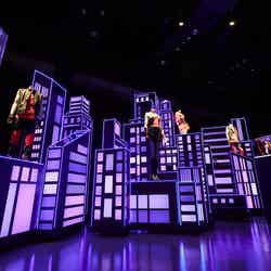 ツアーに使用した実物セット(提供画像)