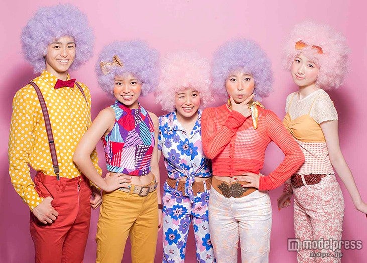 SMAPが「ようかい体操第一」披露　キング・クリームソーダ＆Dream5とコラボLIVE