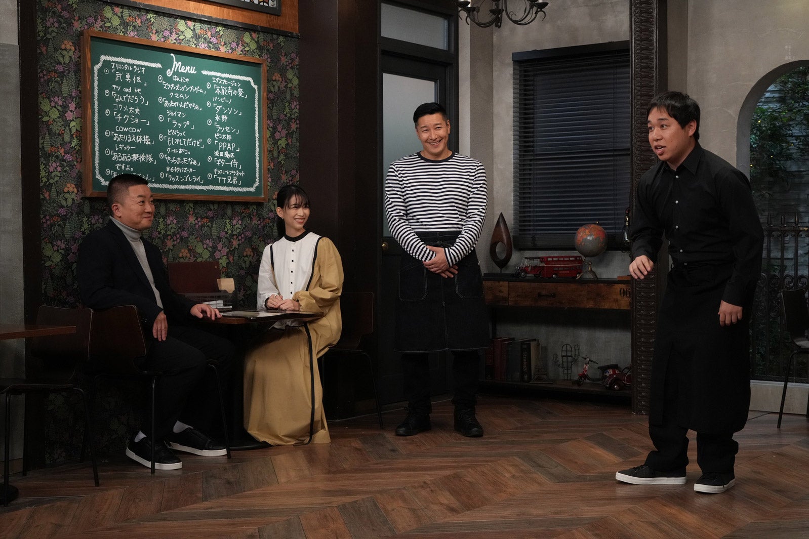 （左から）松尾駿、森川葵、長田庄平、せいや（C）フジテレビ