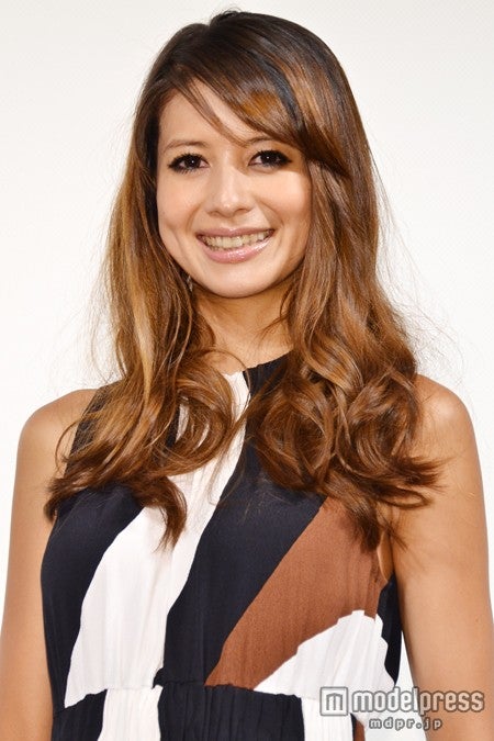 吉川ひなの 娘の破天荒ぶり明かす 素っ裸になる モデルプレス 吉川ひなの 娘の破天荒ぶり明かす 素っ裸になる モデルプレス