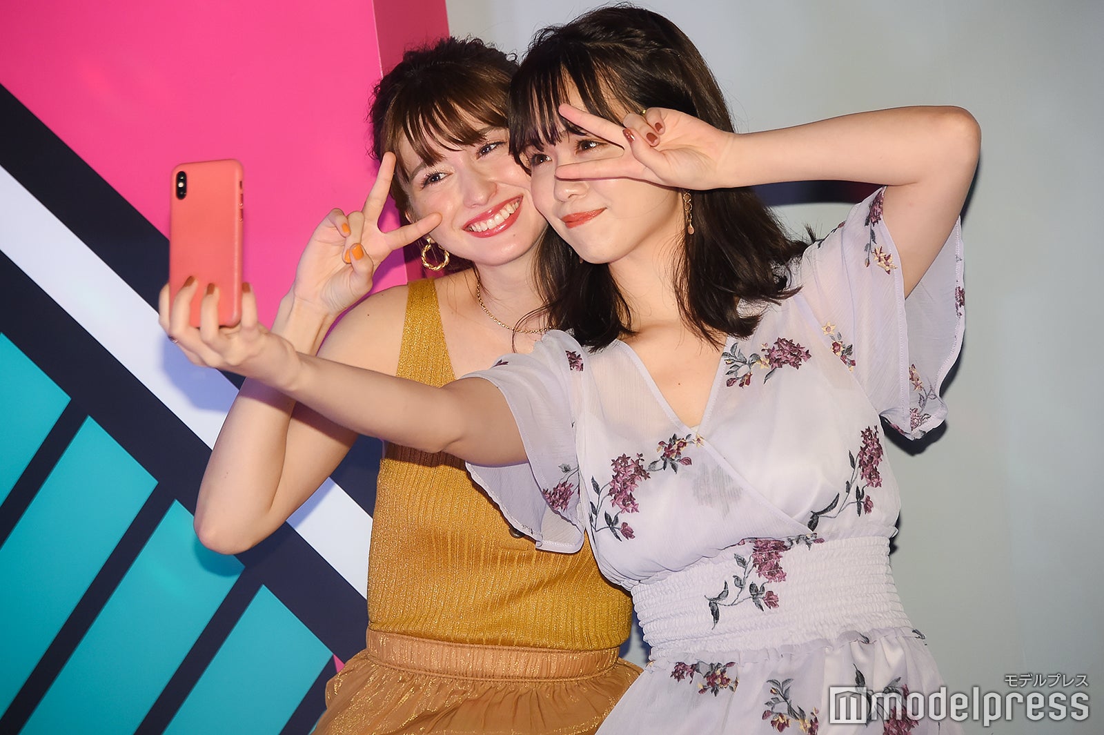 菜波、菅本裕子（C）モデルプレス