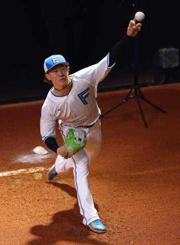 日本ハム・矢沢がブルペン投球「リリーバーの時を思い出しました」緊急事態に備えて肩慣らし