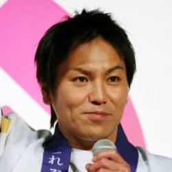 ケンミンshow 狩野英孝 番組本番中に うっかりミスにmcから注意 モデルプレス