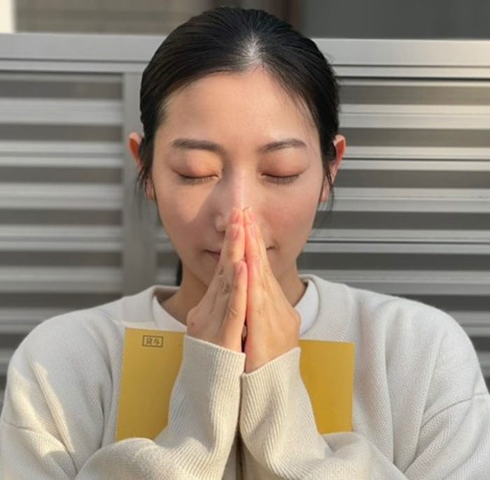 川島鈴遥「仮想儀礼」オフショット(提供写真)