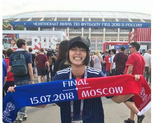 剛力彩芽、ZOZO前澤友作氏とW杯決勝現地観戦?お揃いユニフォーム姿で「夢みたい。感謝」