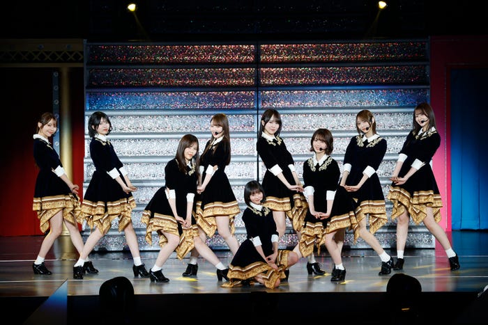 乃木坂46(C)乃木坂46LLC