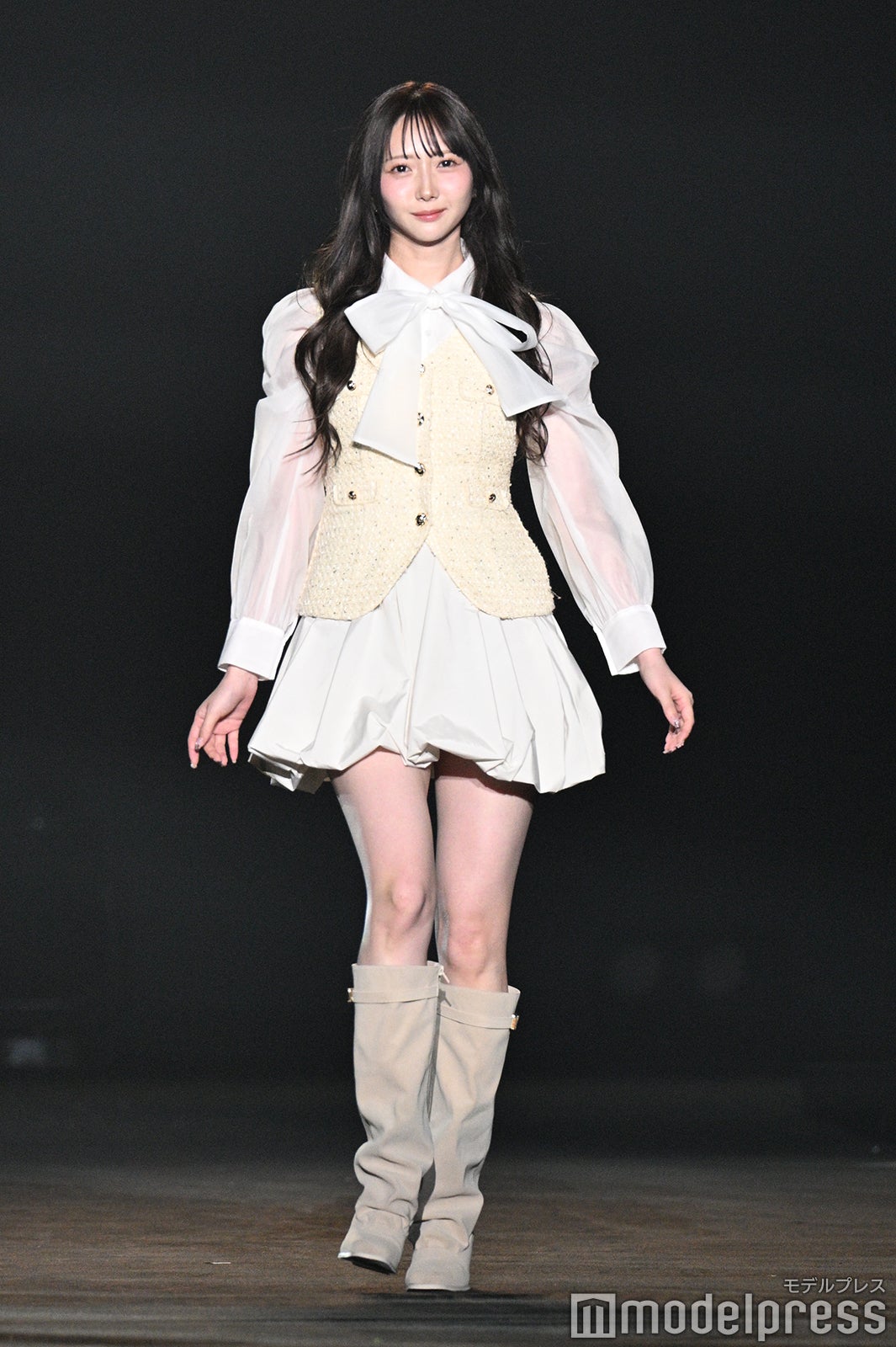 （C）モデルプレス