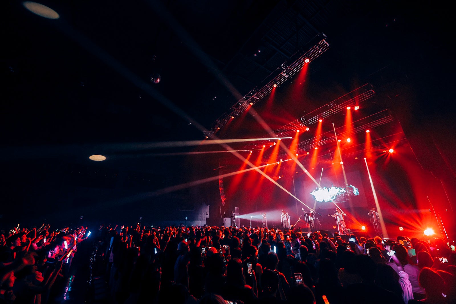 ＜ONE OR EIGHT 1st LIVE TOUR -GATHER- FINAL in JAPAN＞／Photo by Norito Ohazama