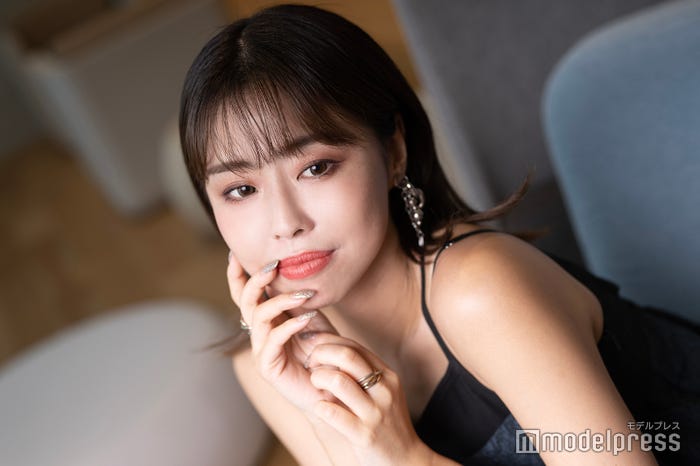 竹下理恵(C)モデルプレス