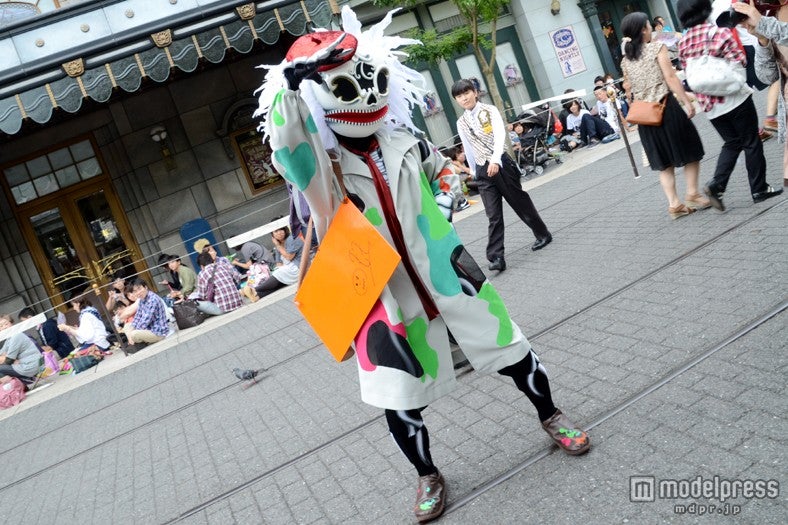 画家のスケルトン