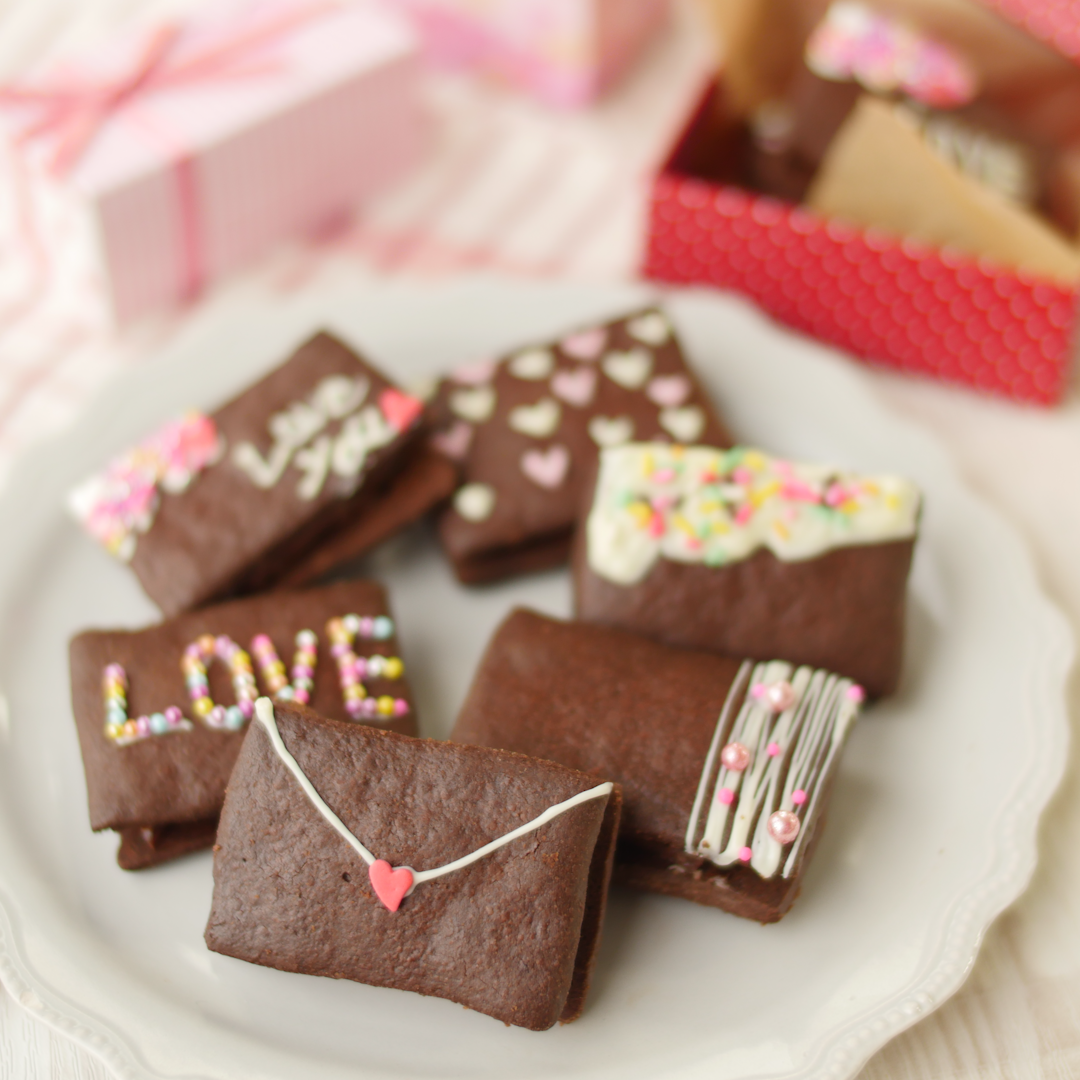 とろ〜りとろける「生チョコサンドクッキー」。型は必要なし!