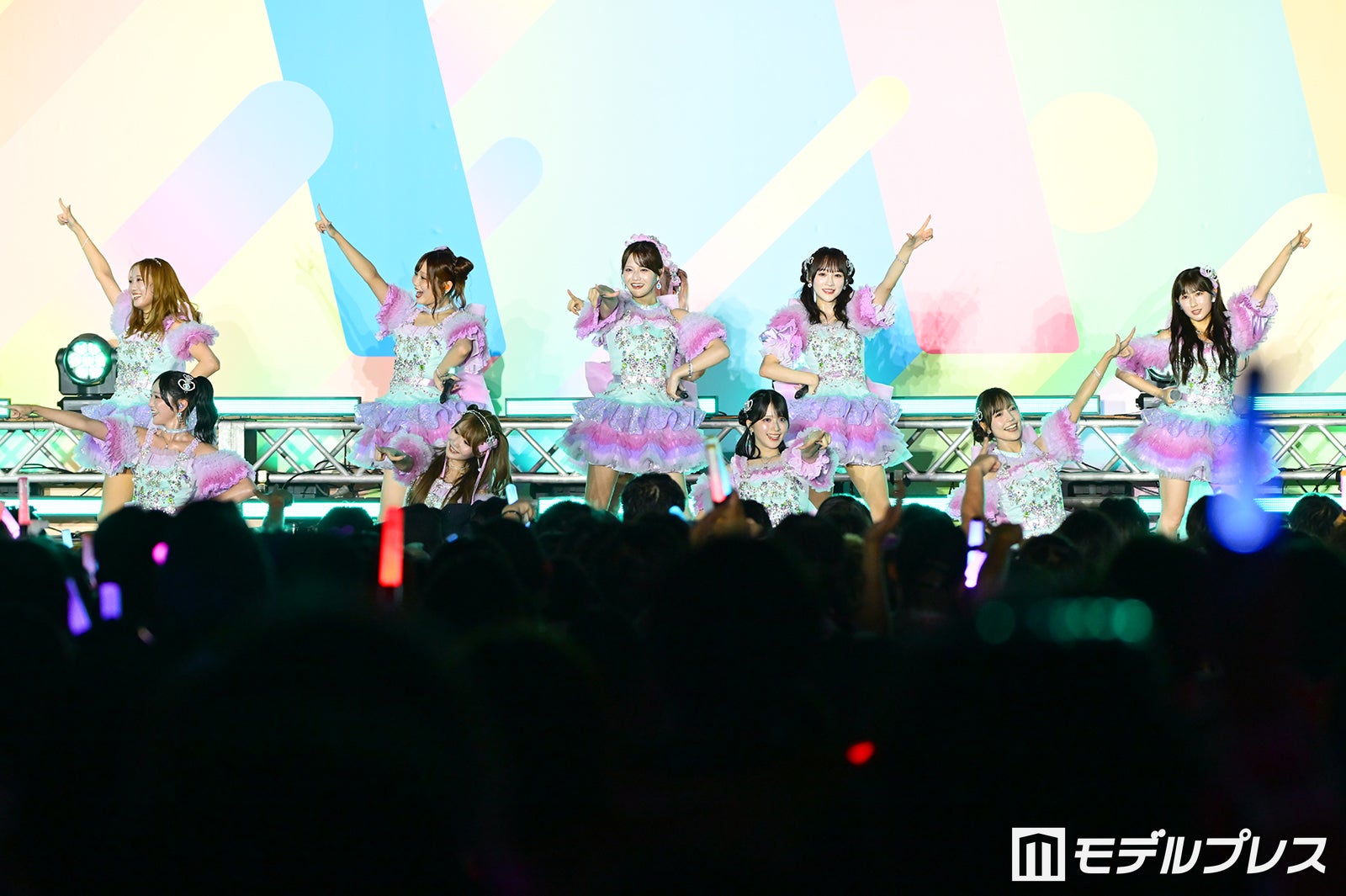＝LOVE（C）モデルプレス