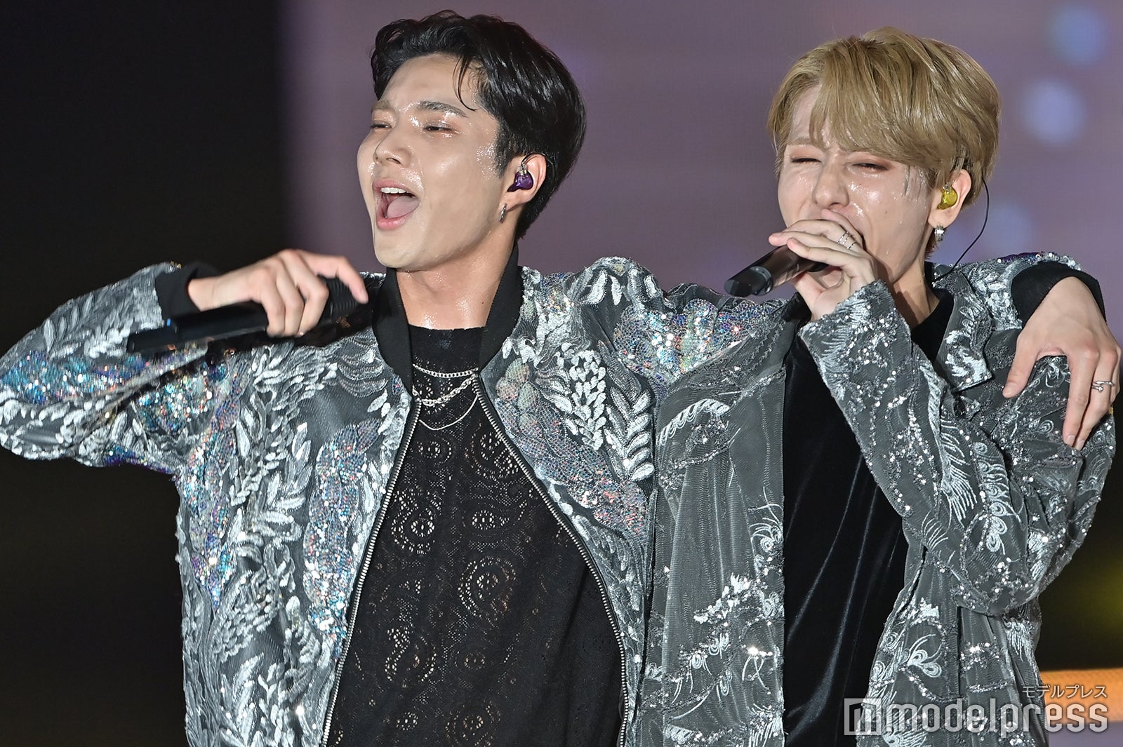 （C）モデルプレス