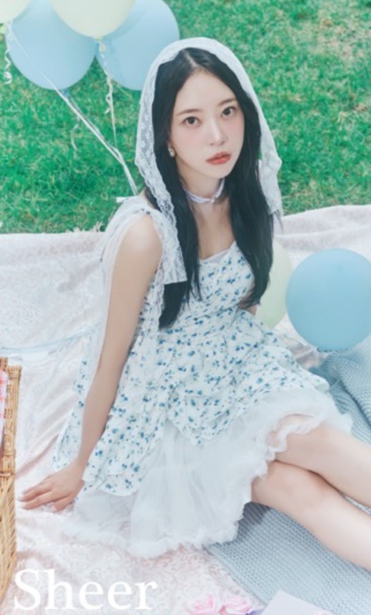 堀未央奈デジタルフォトブック「Sheer」カード（提供写真）