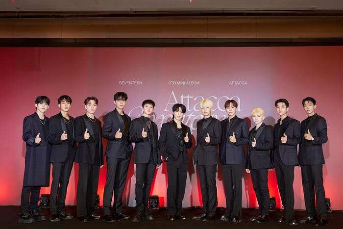 SEVENTEEN (C)PLEDIS ENTERTAINMENT