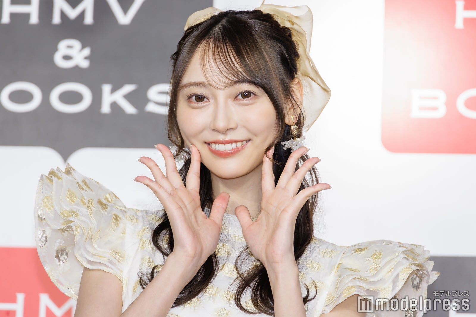 弓木奈於（C）モデルプレス