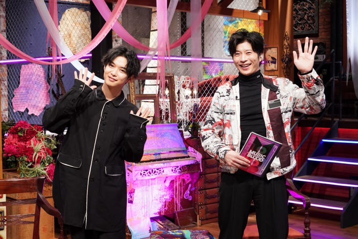 千葉雄大、田中圭 (C)日本テレビ